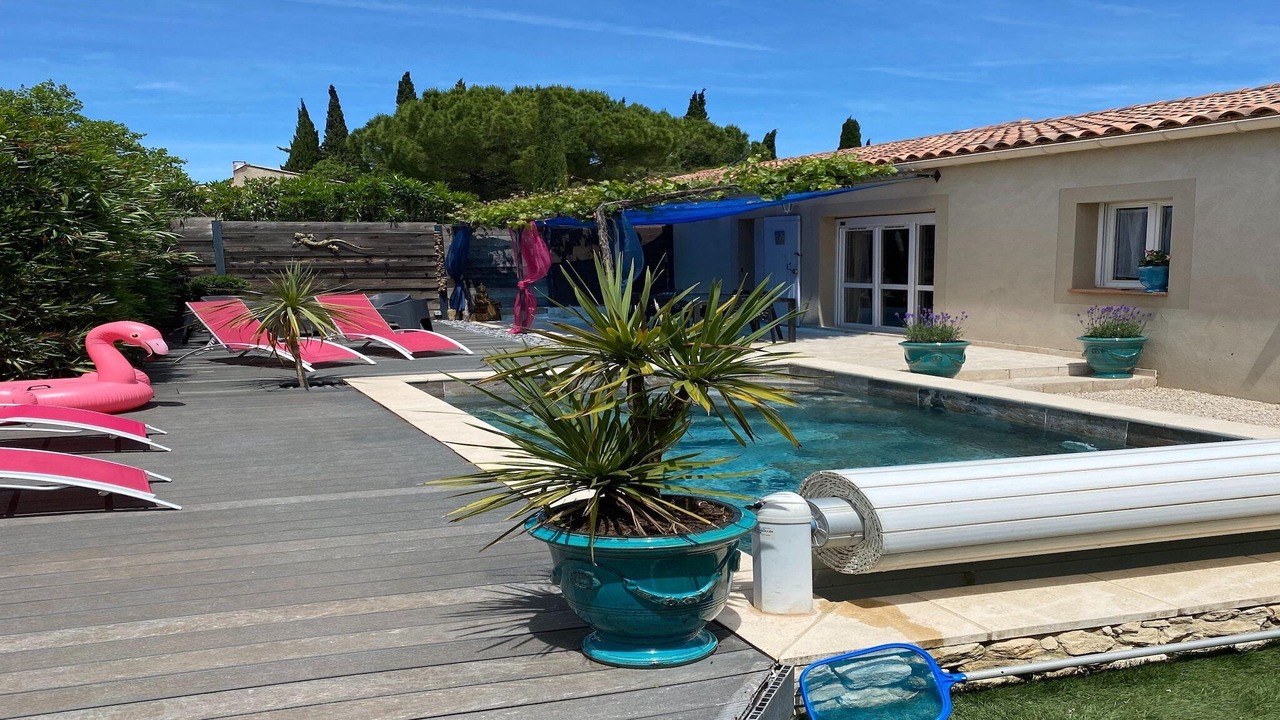 Photo of Outdoor in Tavel