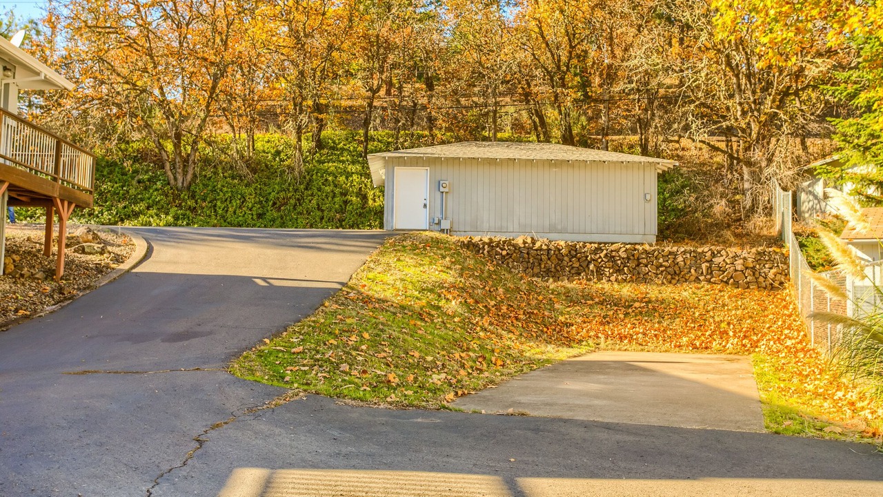 Photo of Others in Shady Cove