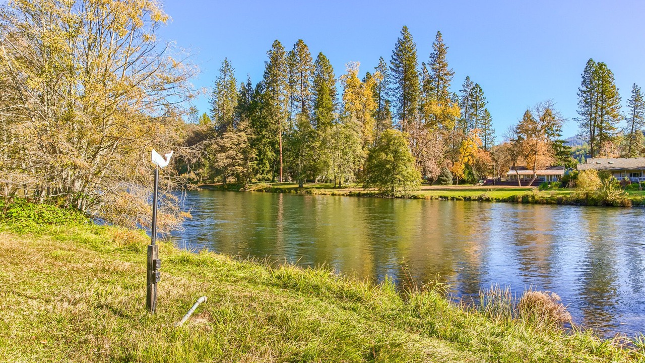 Photo of Outdoor in Shady Cove