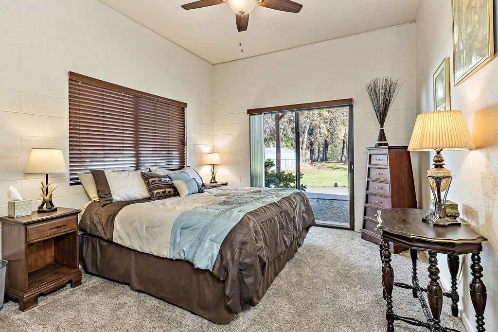 Photo of Others in Shady Cove