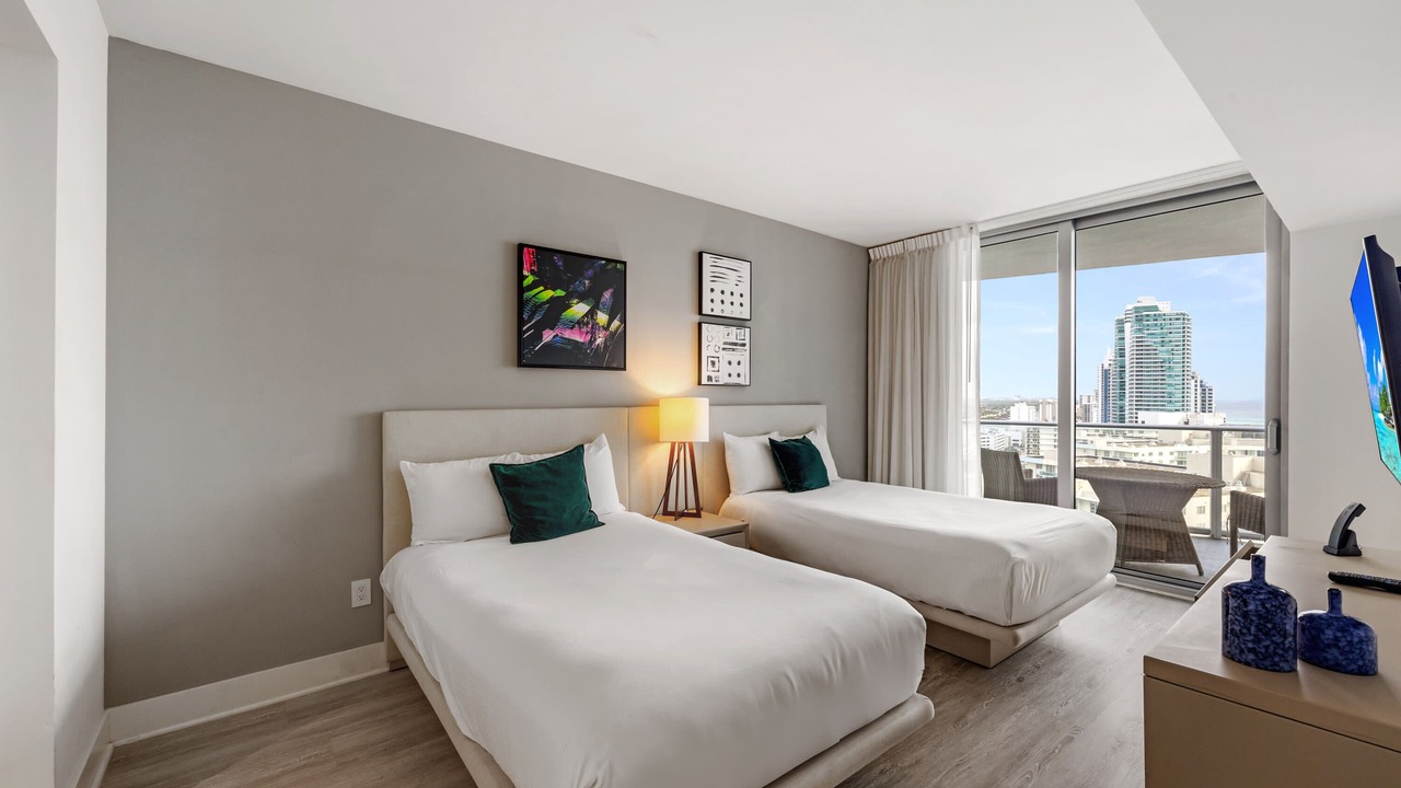 Photo of Bedroom in Hollywood South Central Beach