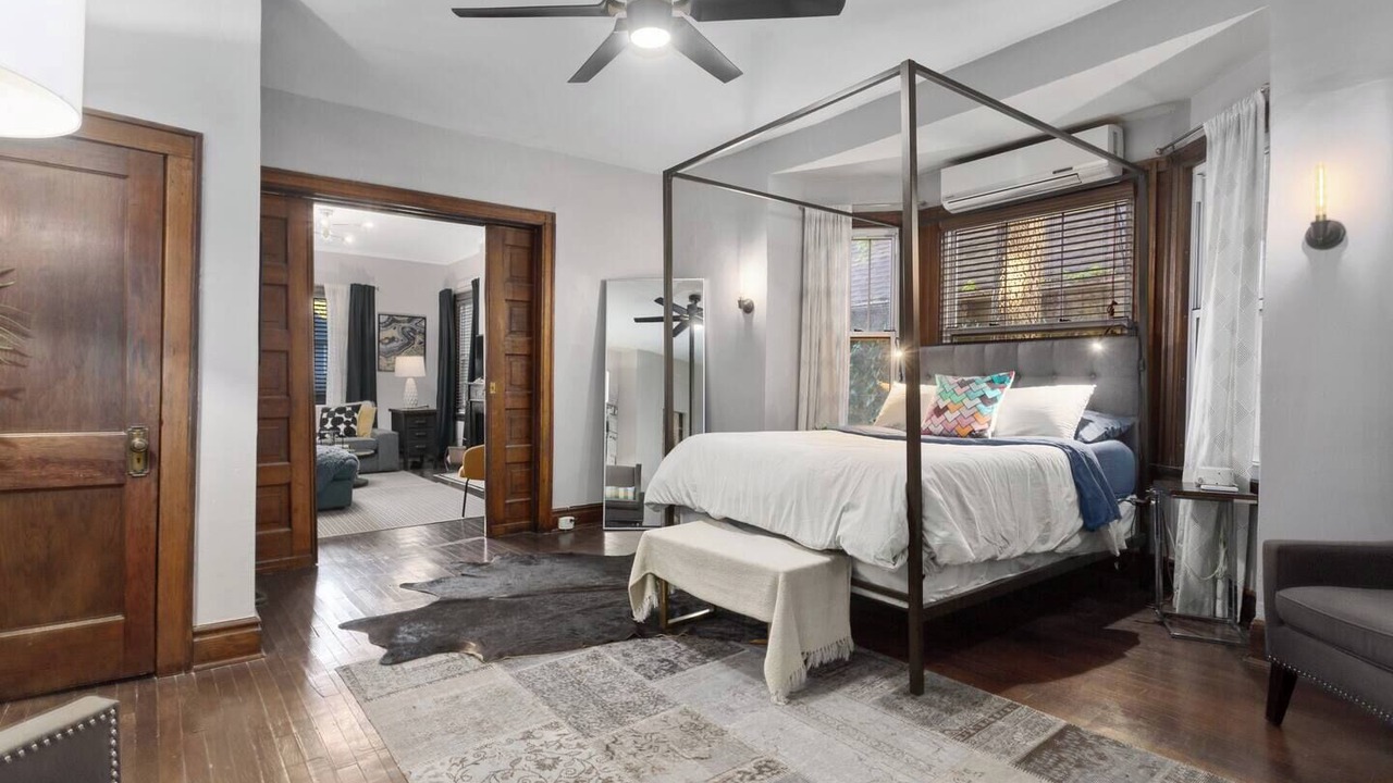 Photo of Bedroom in Southmoreland