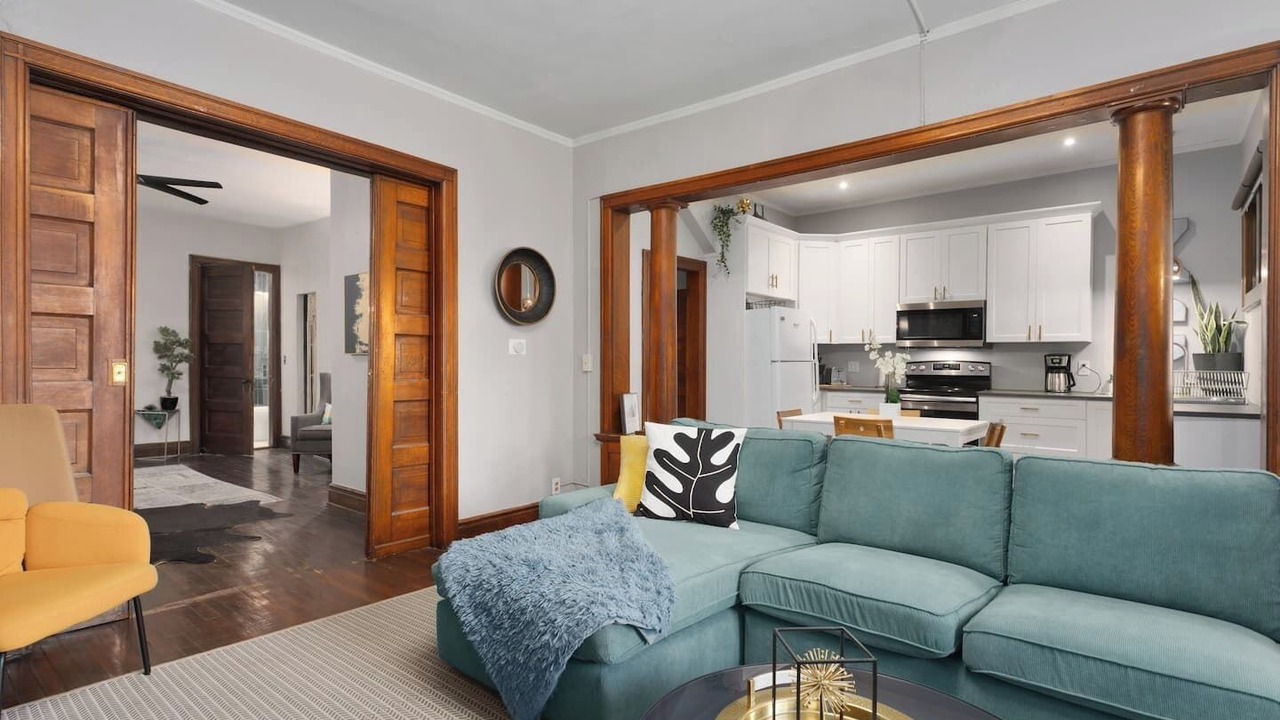 Photo of Livingroom in Southmoreland
