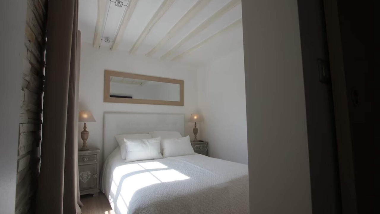 Photo of Bedroom in Enfants-Rouges