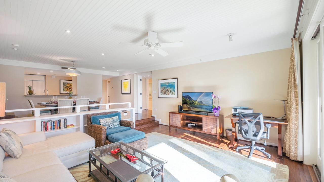 Photo of Livingroom in Kahuku