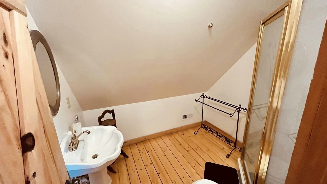 Photo of Bathroom in Ceres