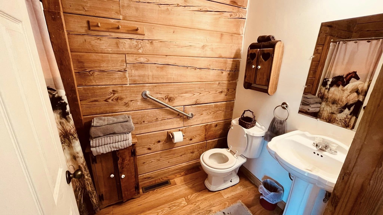 Photo of Bathroom in Ceres