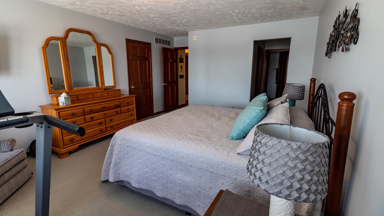 Photo of Others in Lakeview