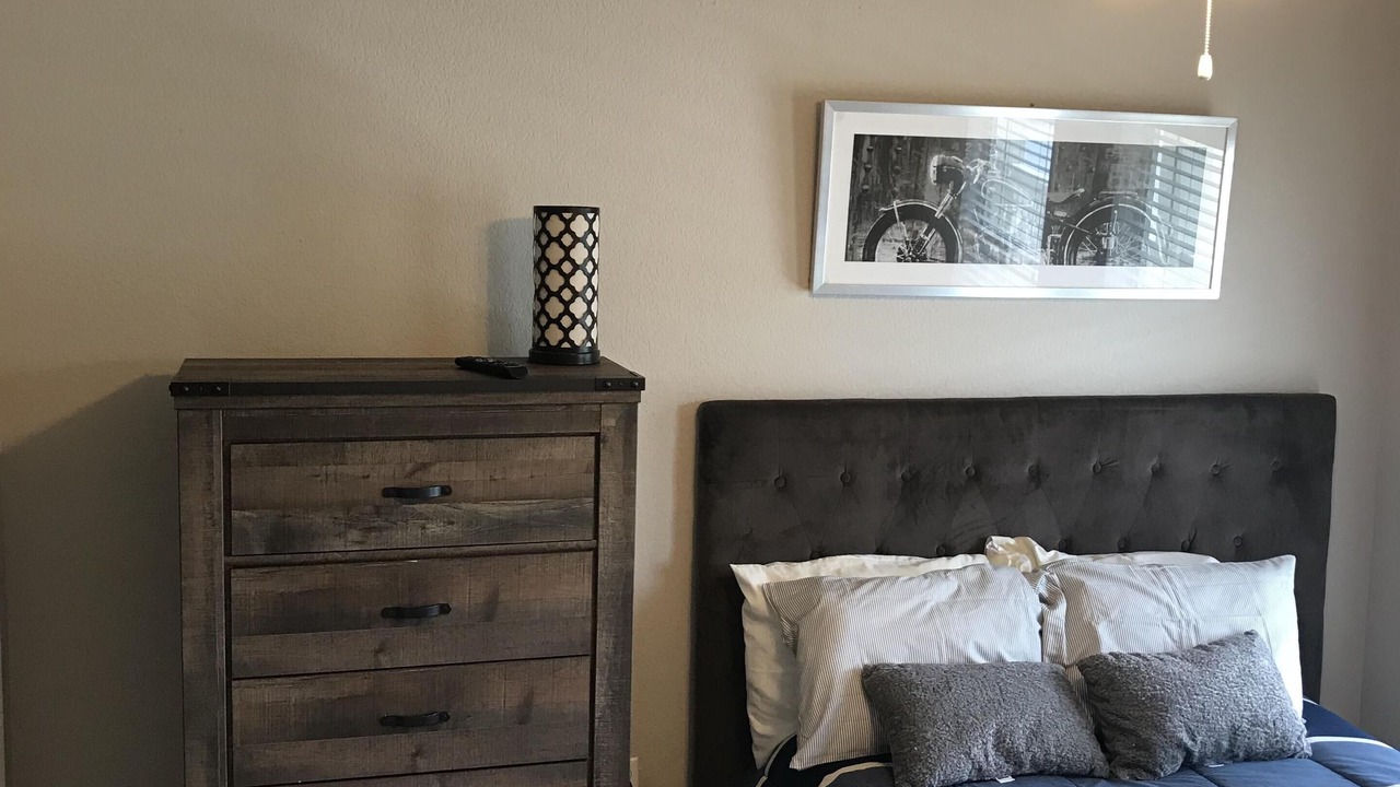 Photo of Bedroom in Kyle