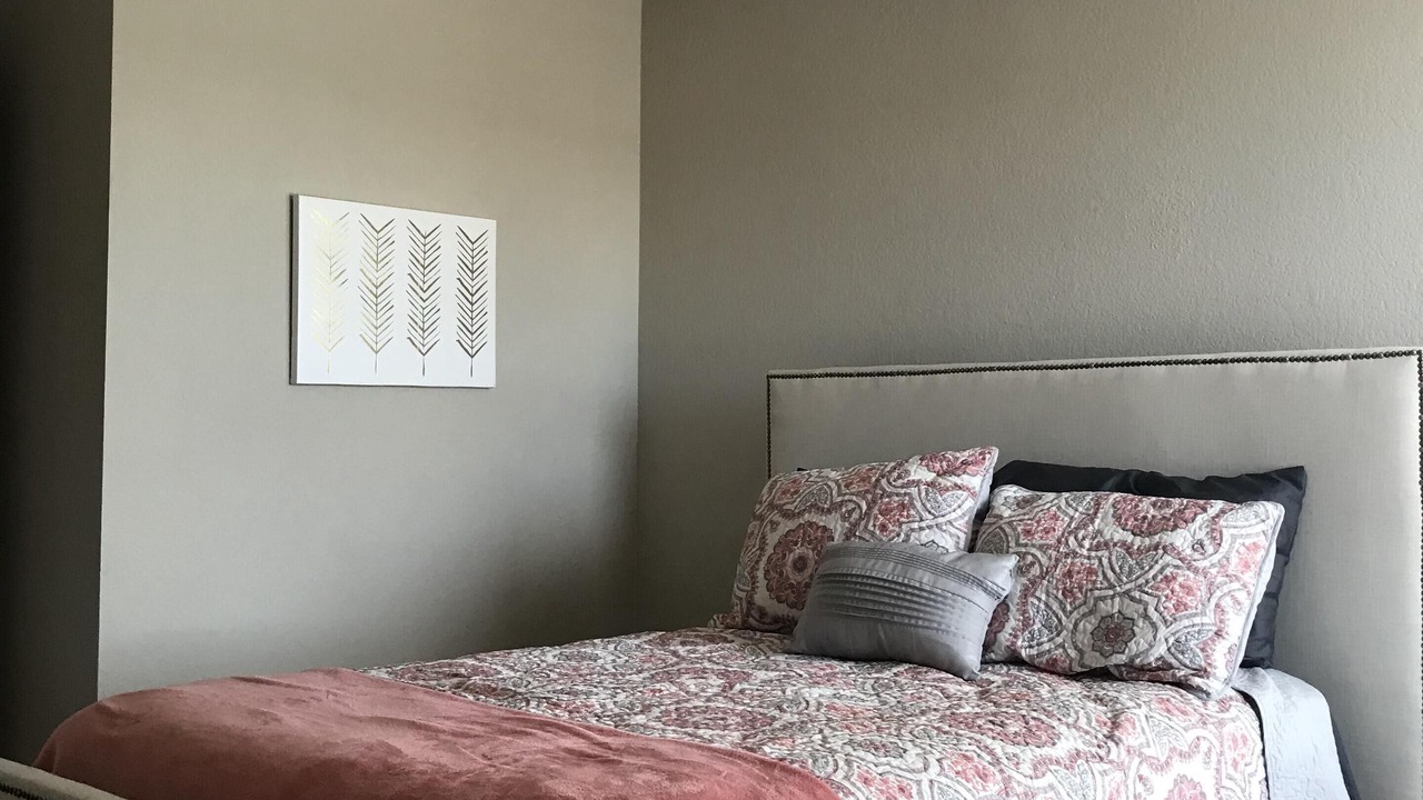 Photo of Bedroom in Kyle