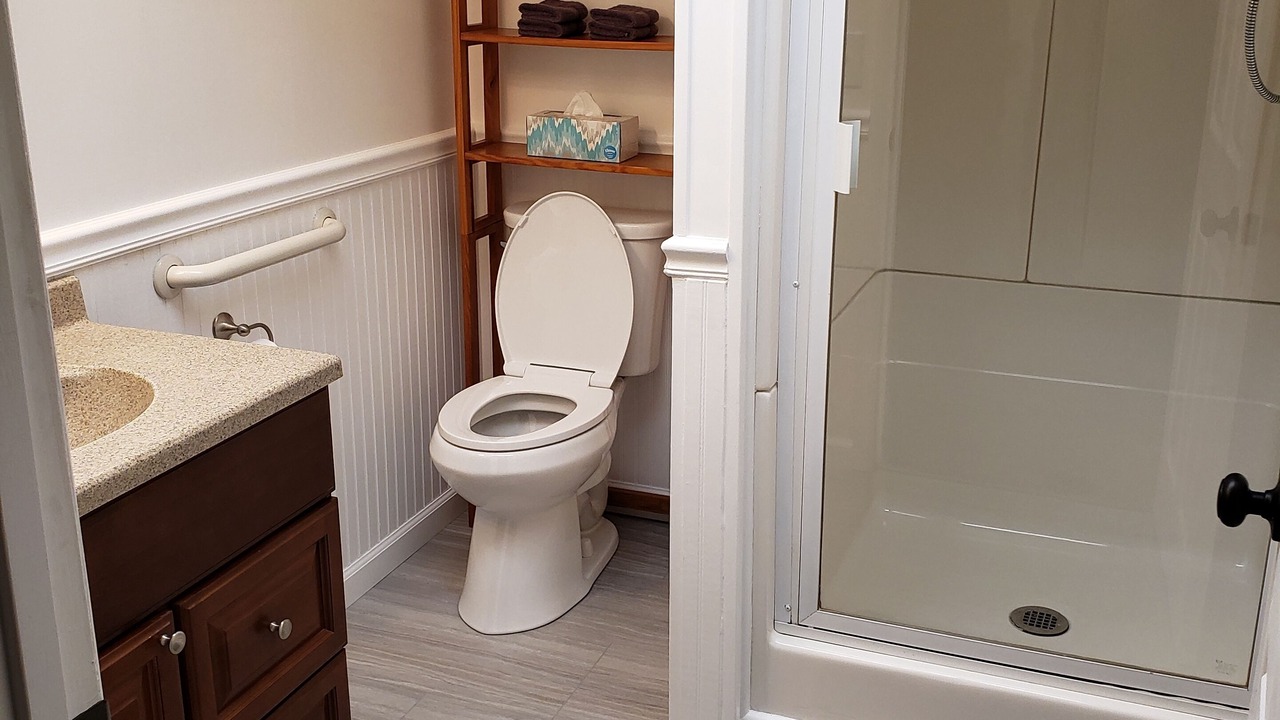 Photo of Bathroom in Sunrise Beach