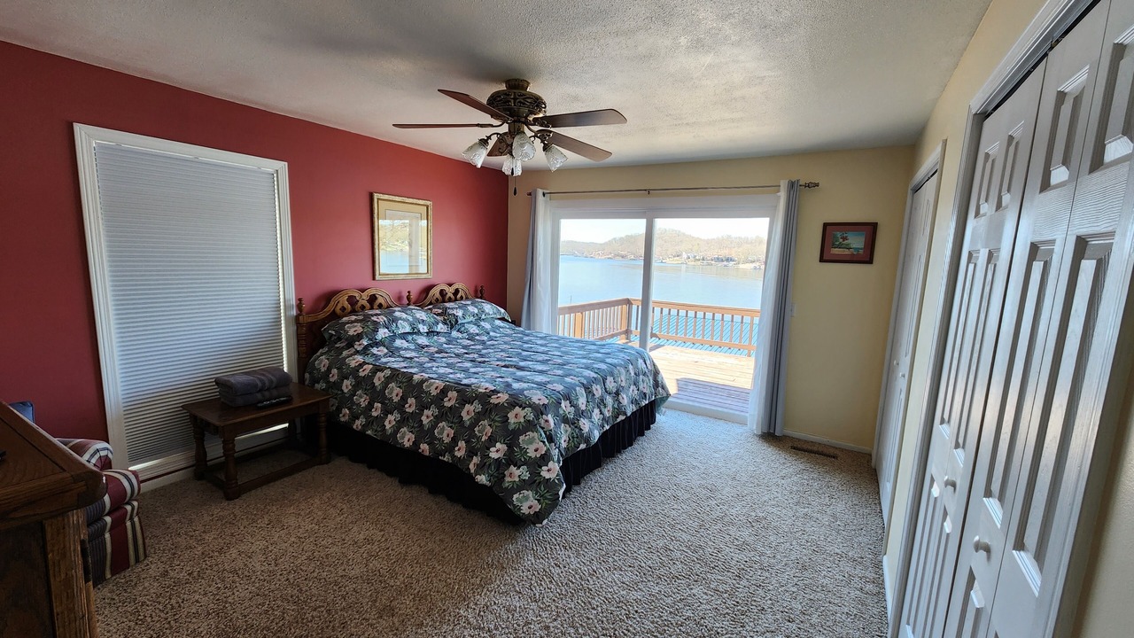 Photo of Patio Balcony in Sunrise Beach
