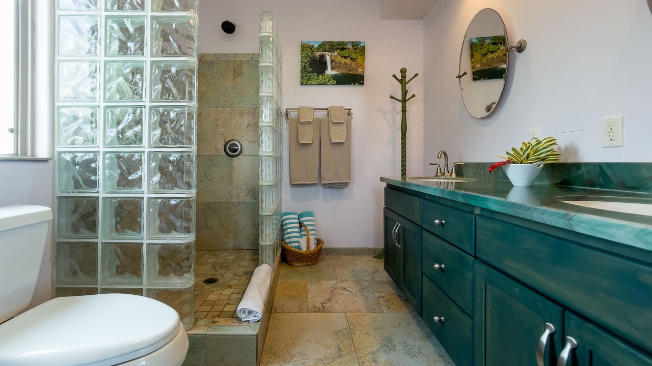 Photo of Bathroom in Captain Cook