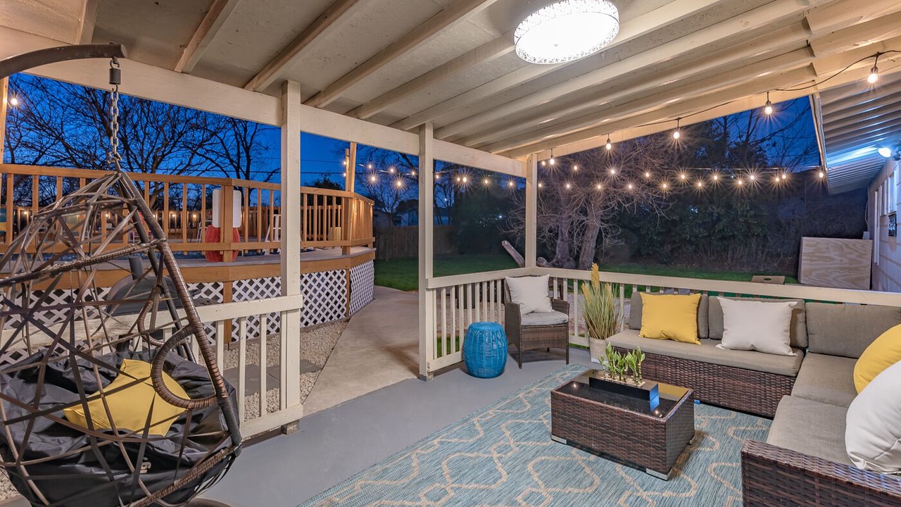 Photo of Patio Balcony in Medical Center District