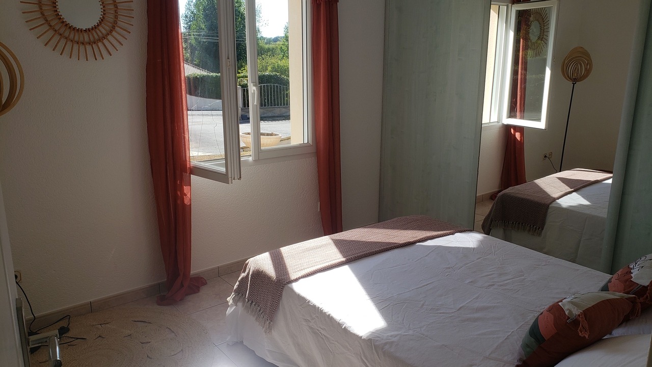 Photo of Bedroom in Port-Saint-Pere