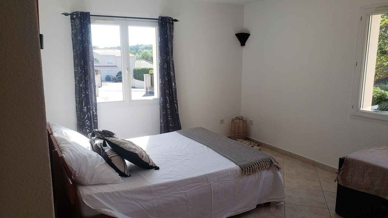 Photo of Bedroom in Port-Saint-Pere