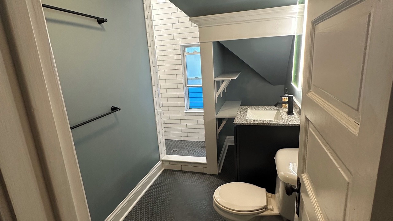 Photo of Bathroom in Oak Park