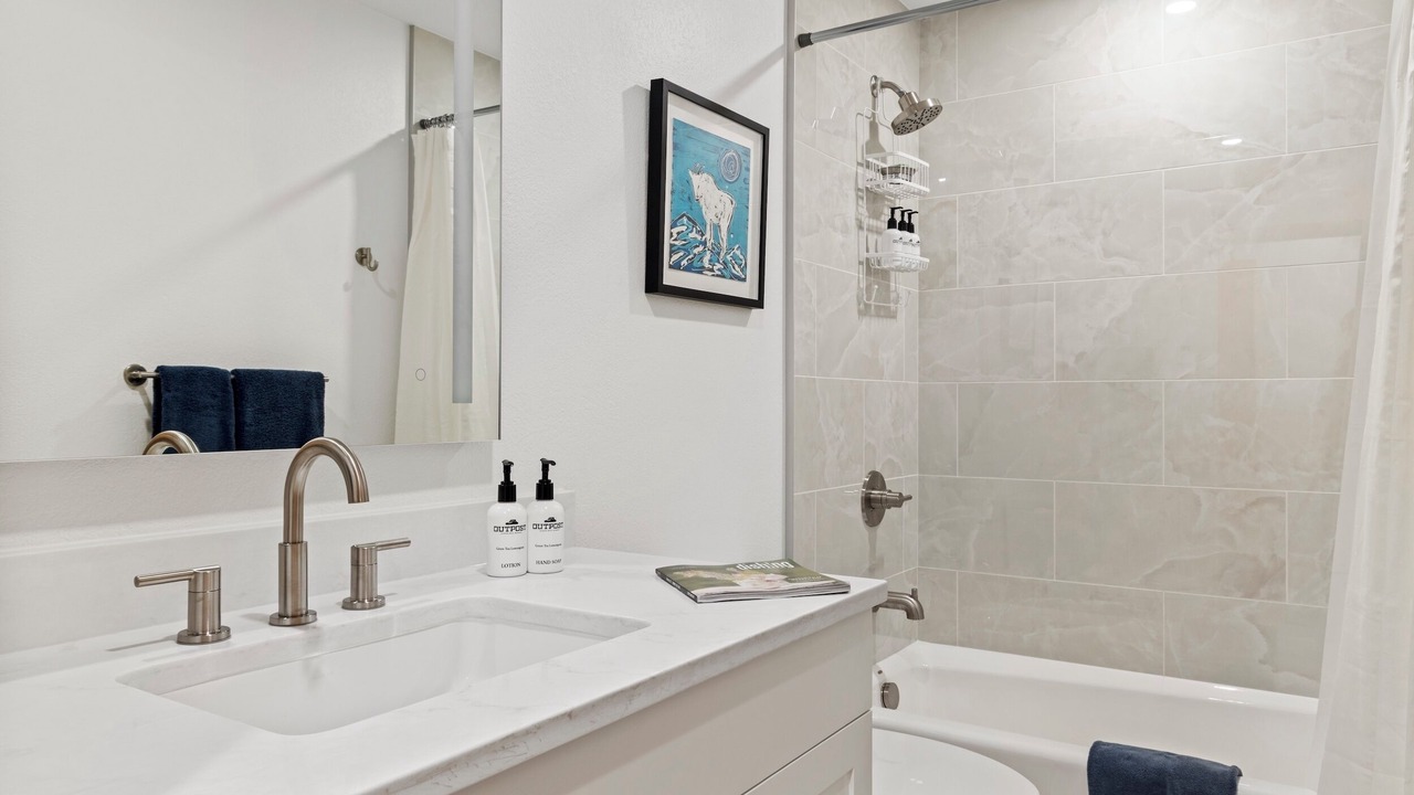 Photo of Bathroom in Teton Pines