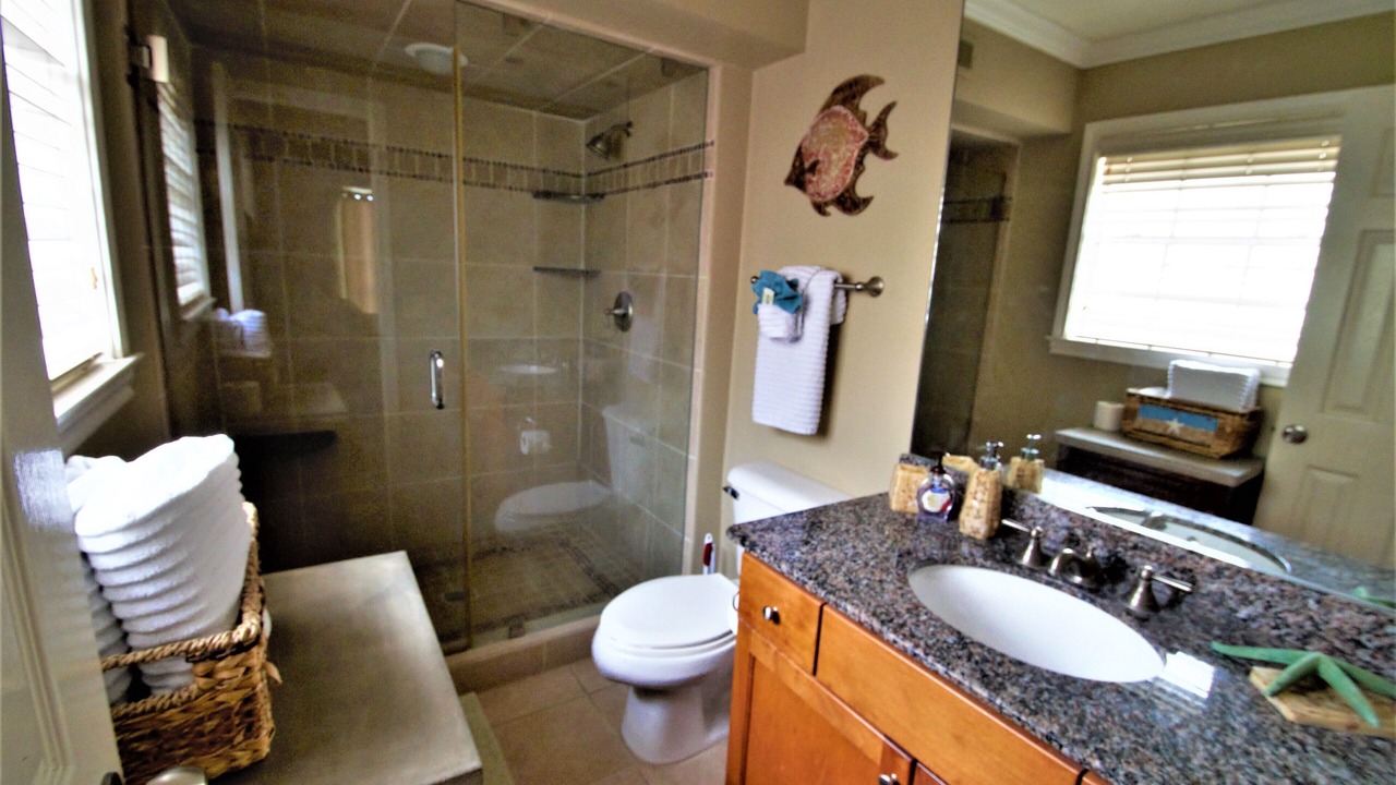 Photo of Bathroom in Galveston