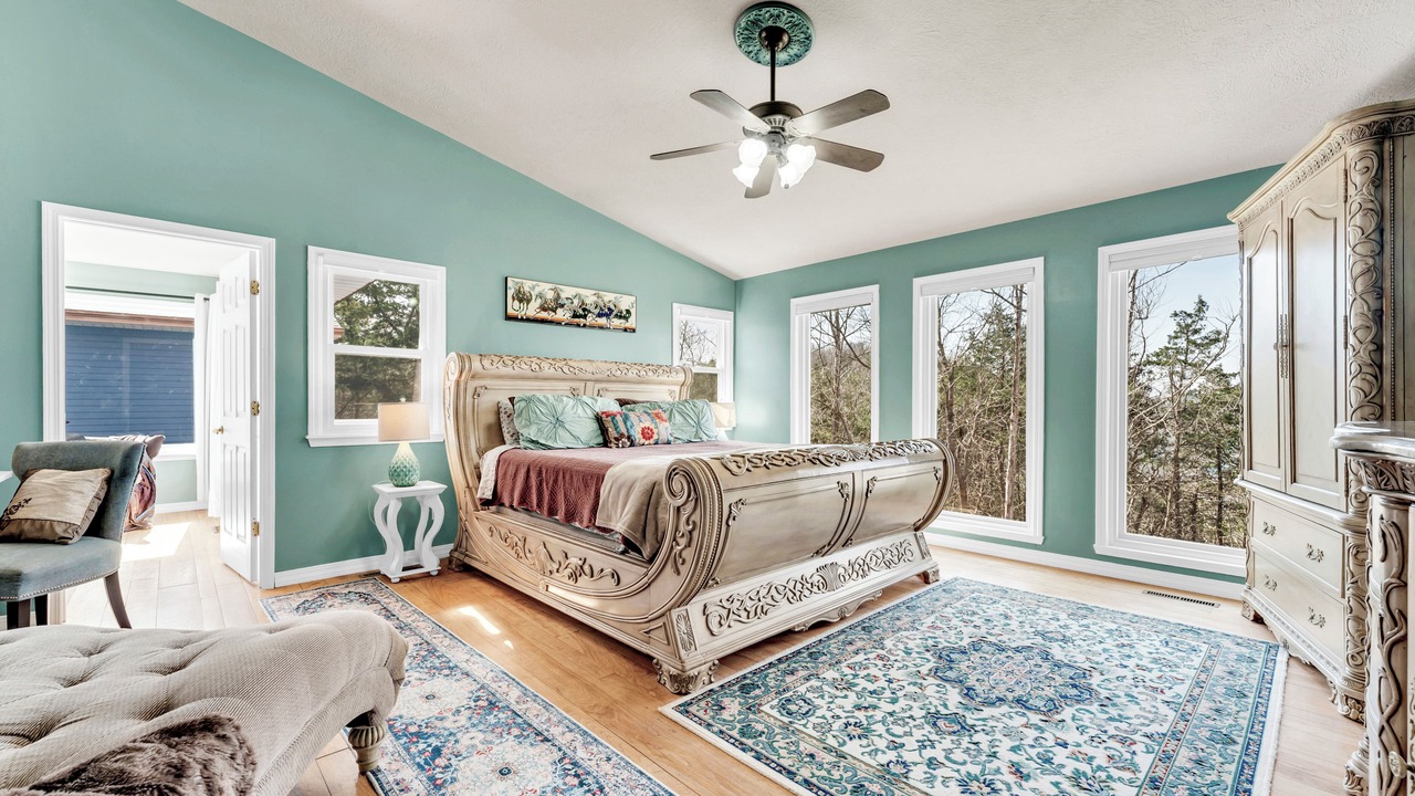 Photo of Bedroom in Branson