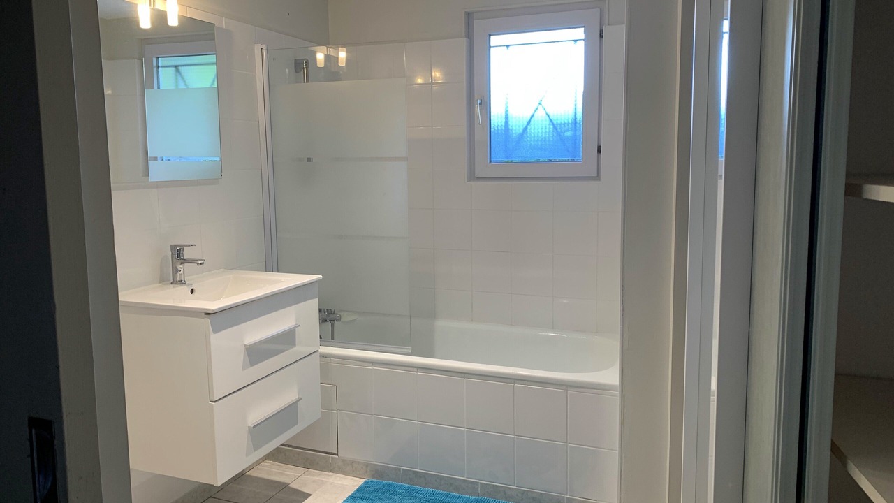 Photo of Bathroom in La Roche-Posay