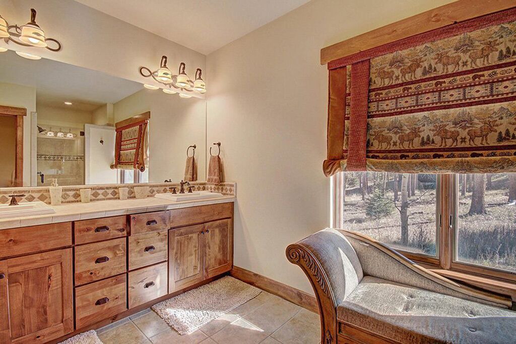 Photo of Bathroom in The Highlands