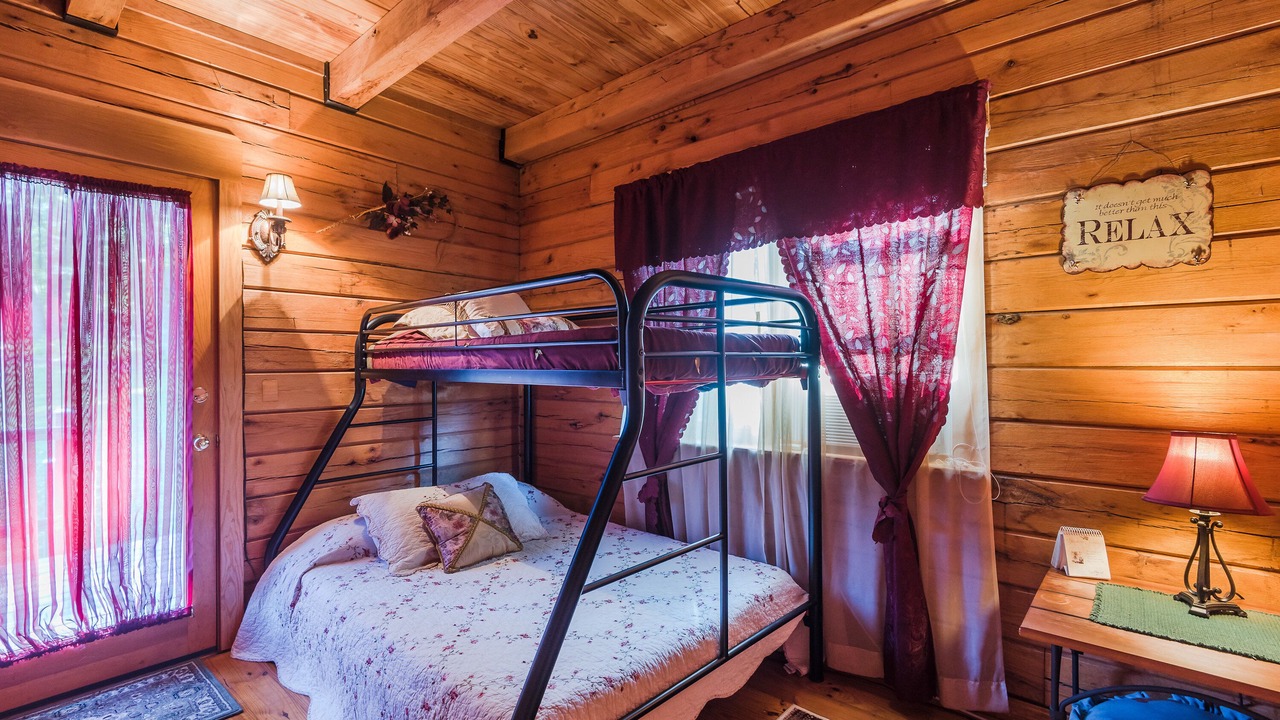 Photo of Bedroom in Huntsville