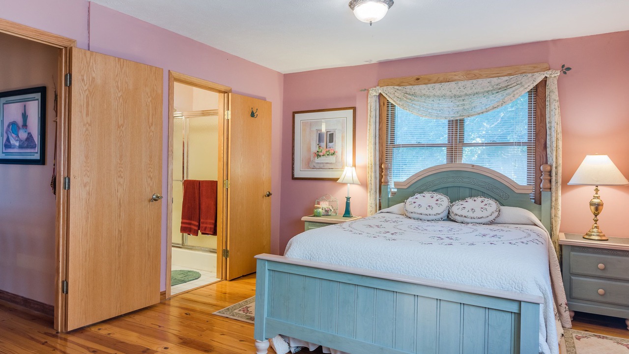Photo of Bedroom in Huntsville