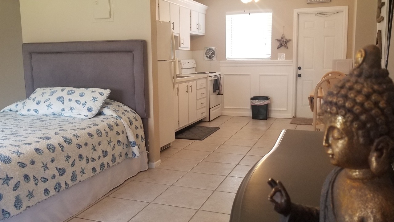 Photo of Bedroom in Pompano Beach