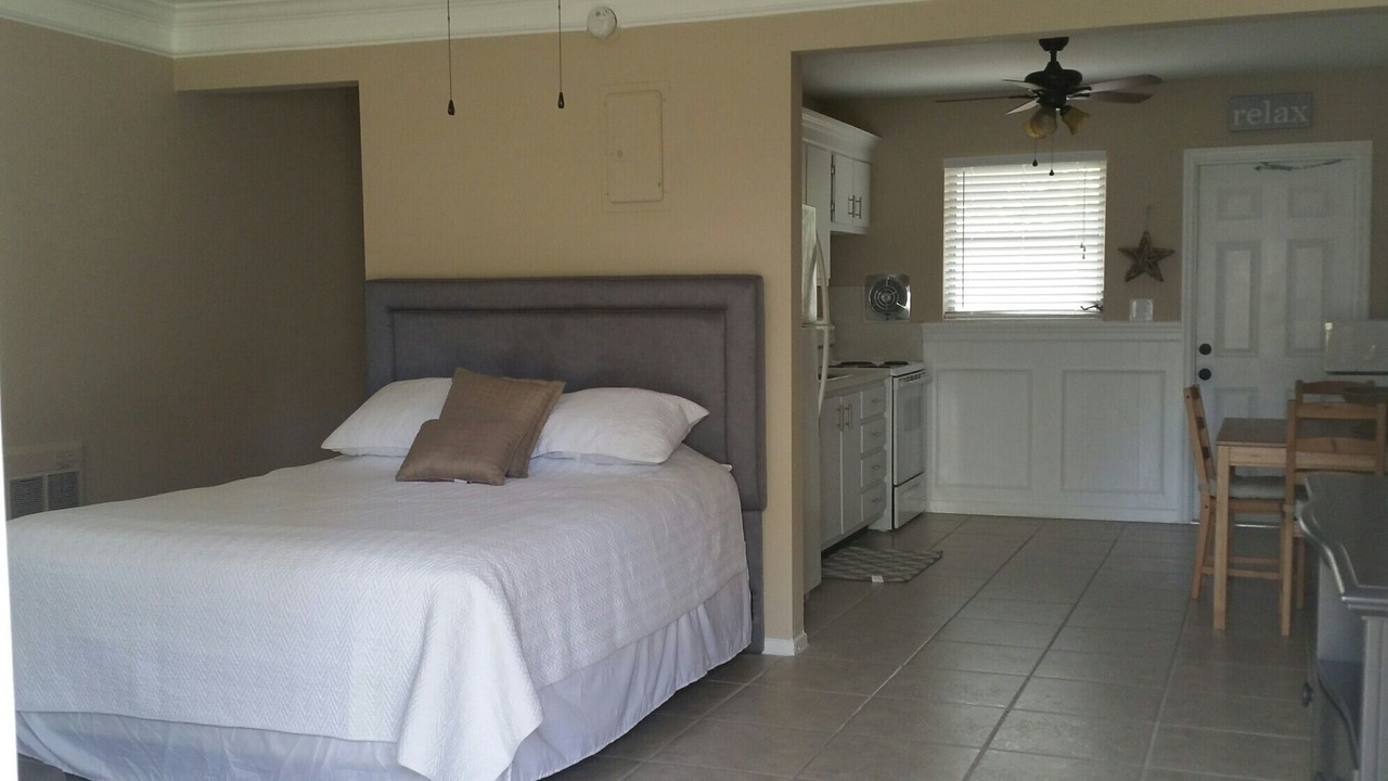 Photo of Bedroom in Pompano Beach