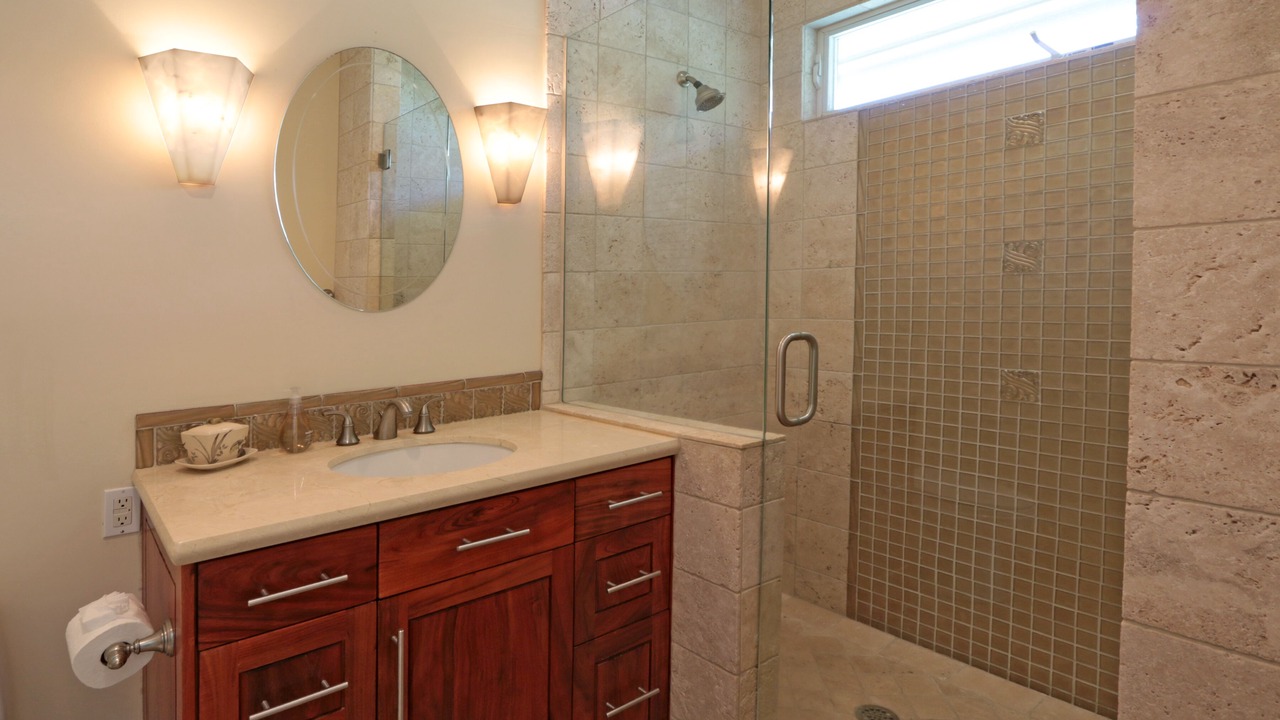 Photo of Bathroom in Wailea