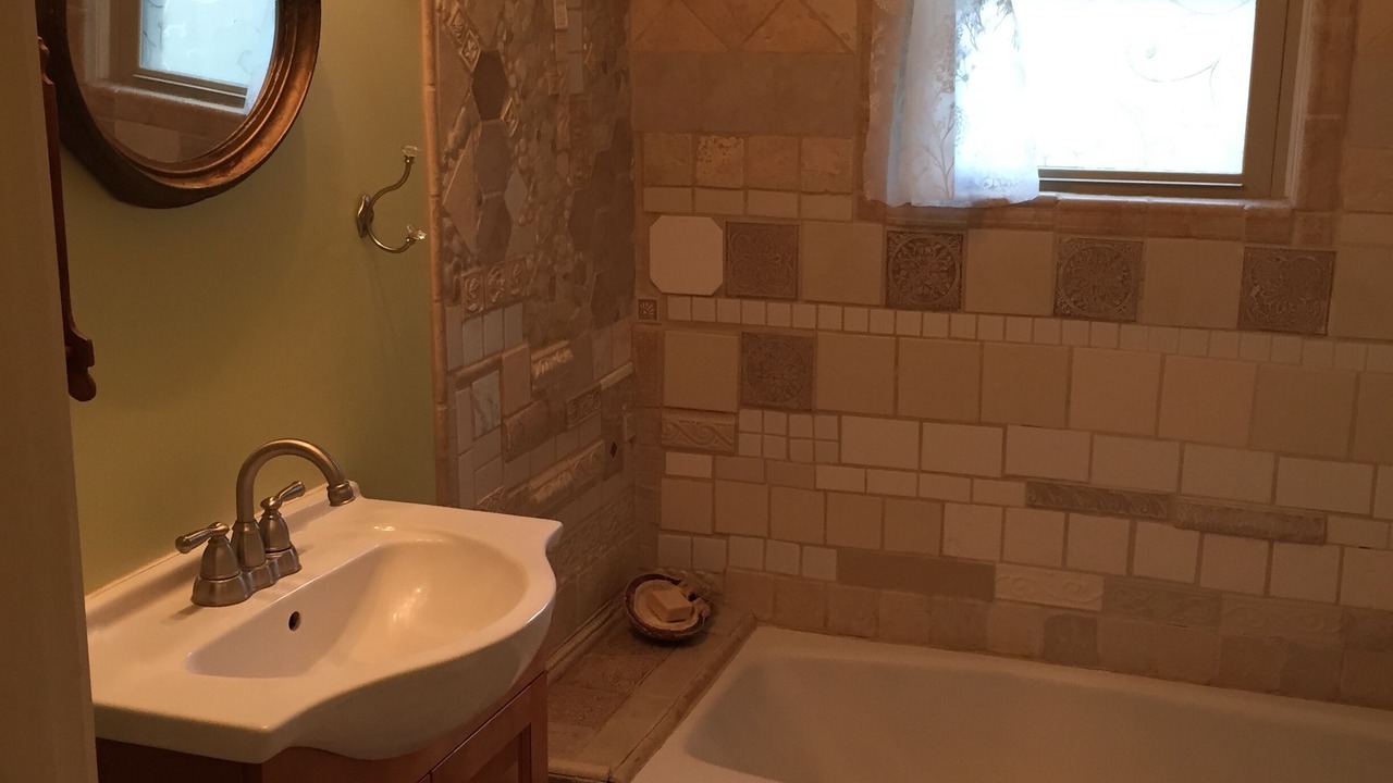 Photo of Bathroom in Corvallis
