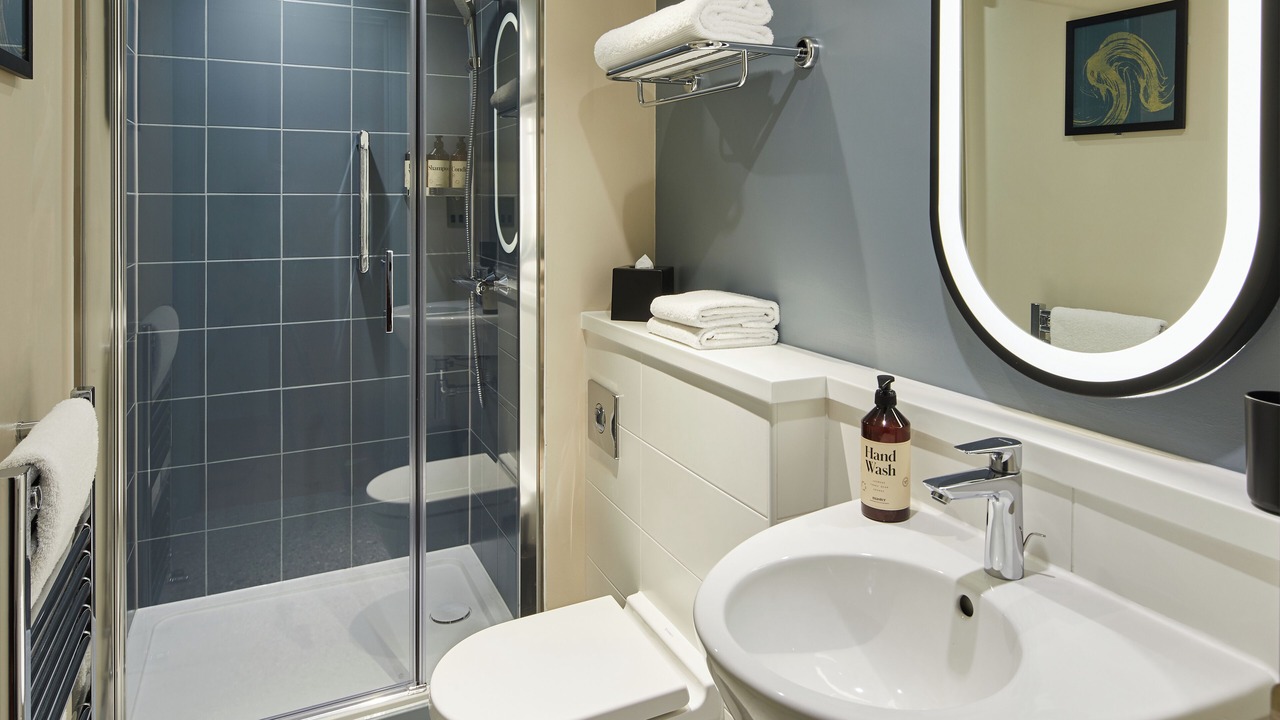 Photo of Bathroom in Farringdon