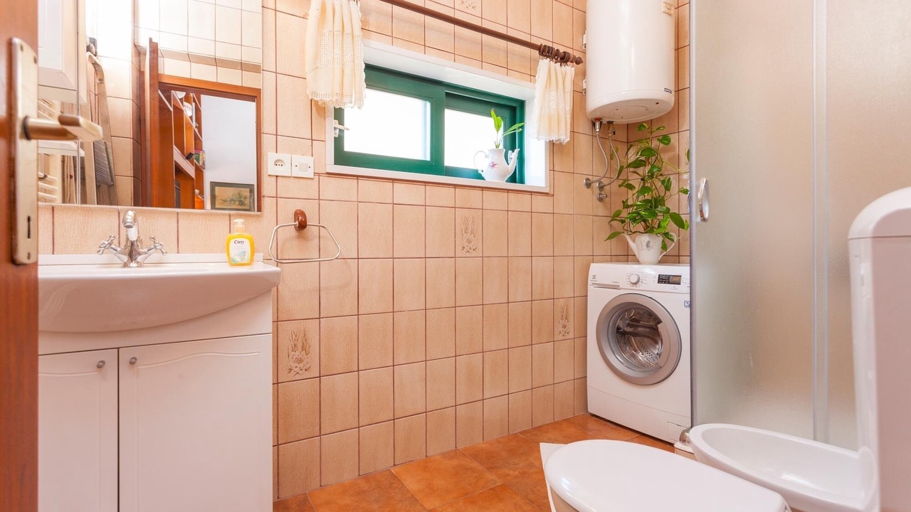 Photo of Bathroom in Makarska Old Town