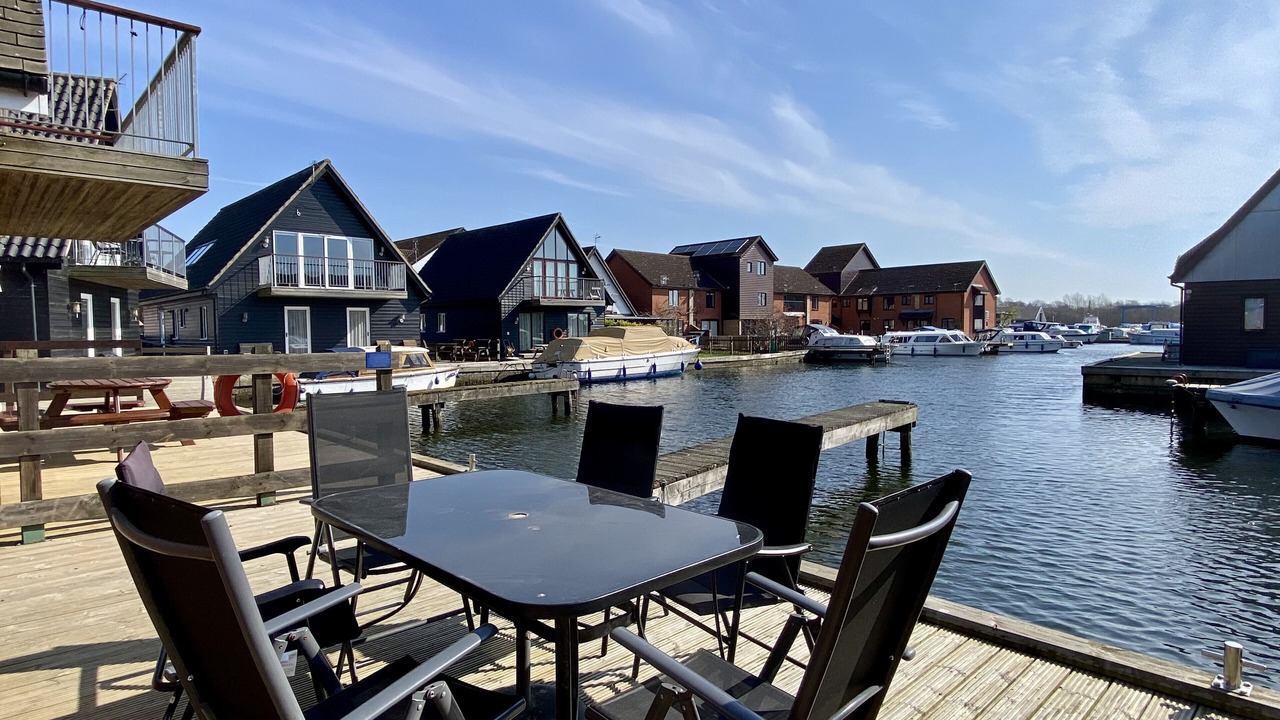 Photo of Outdoor in Horning