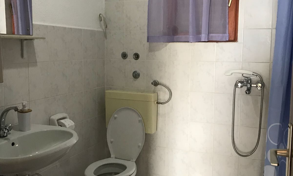 Photo of Bathroom in Gdinj