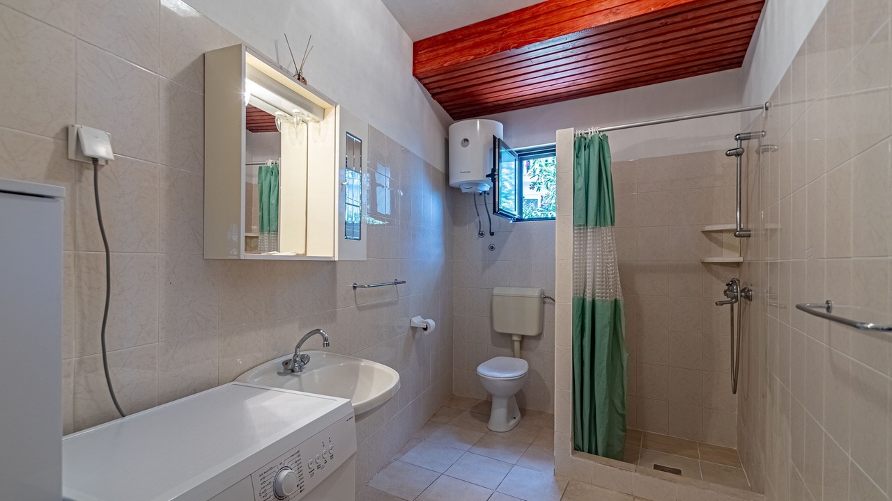 Photo of Bathroom in Prigradica