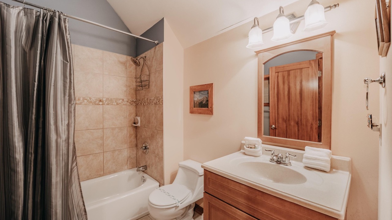 Photo of Bathroom in Warnick