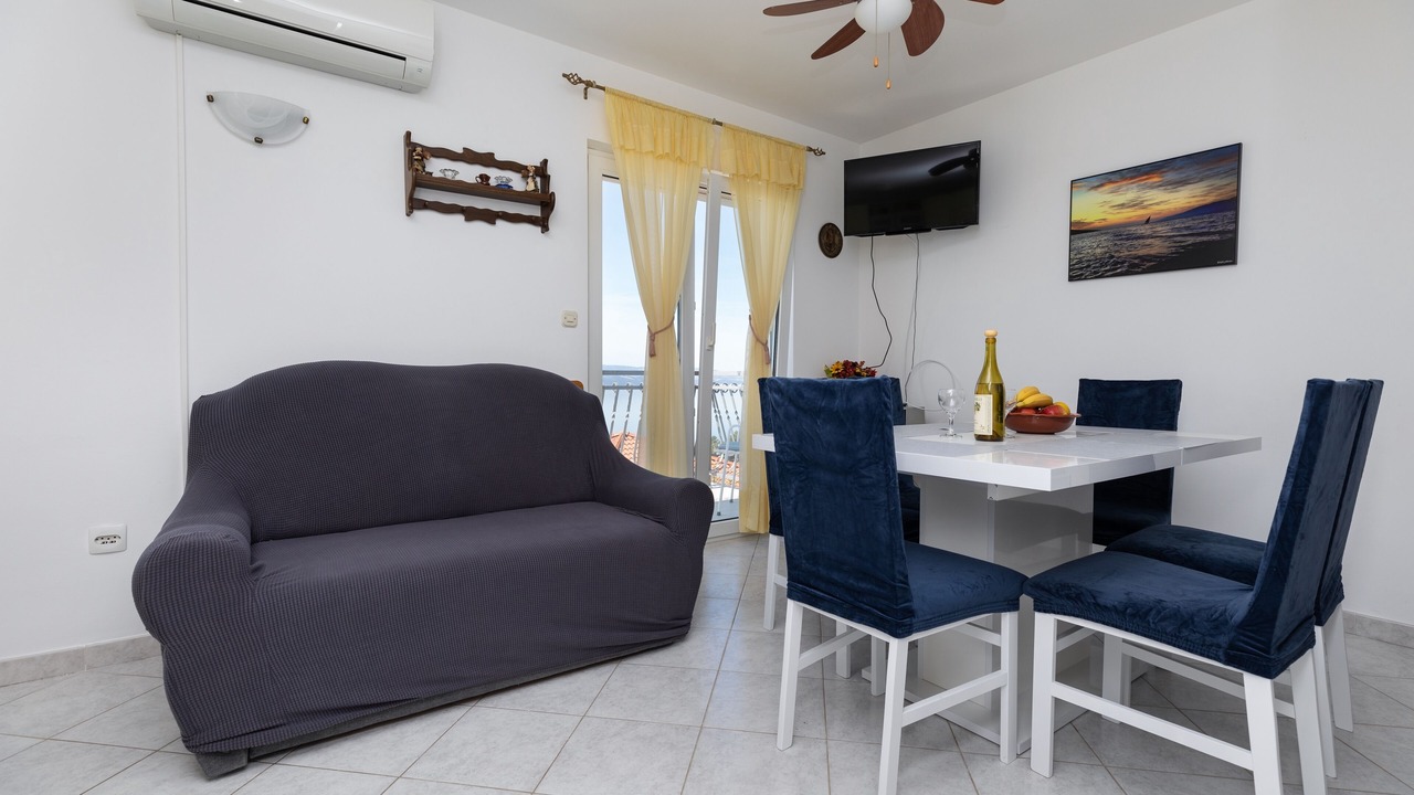Photo of Livingroom in Mimice