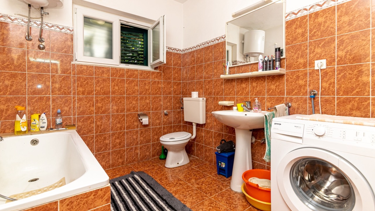 Photo of Bathroom in Supetar