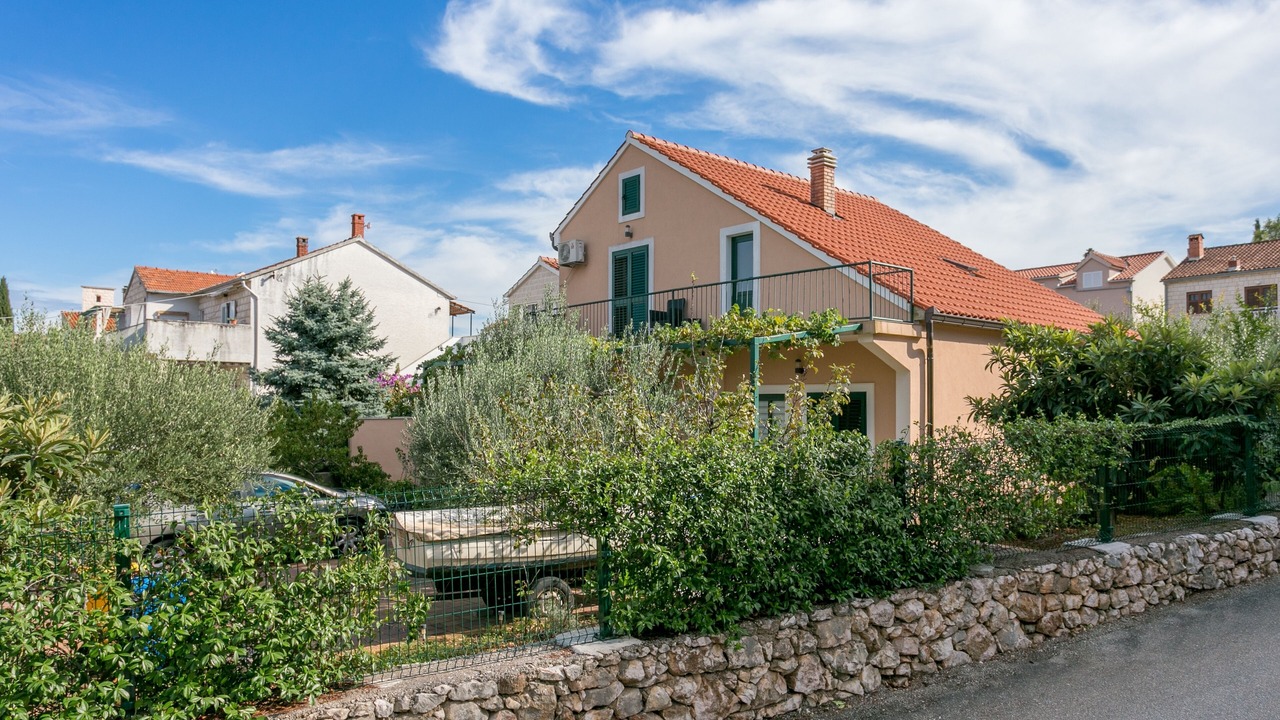 Photo of Outdoor in Mirce