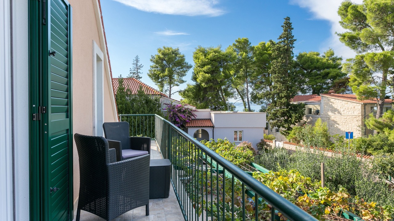Photo of Patio Balcony in Mirce