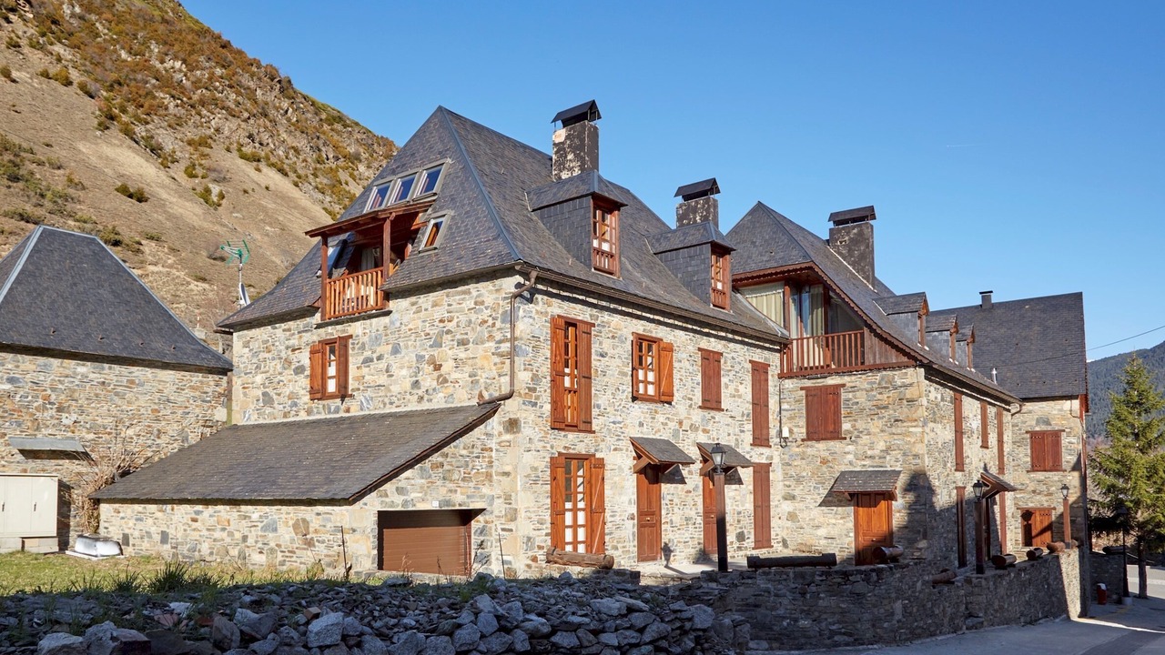Photo of Outdoor in Garos