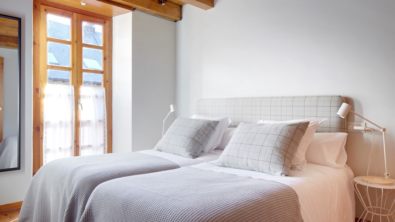 Photo of Bedroom in Garos