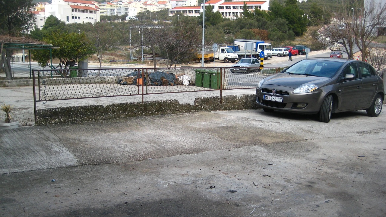 Photo of Others in Bili brig