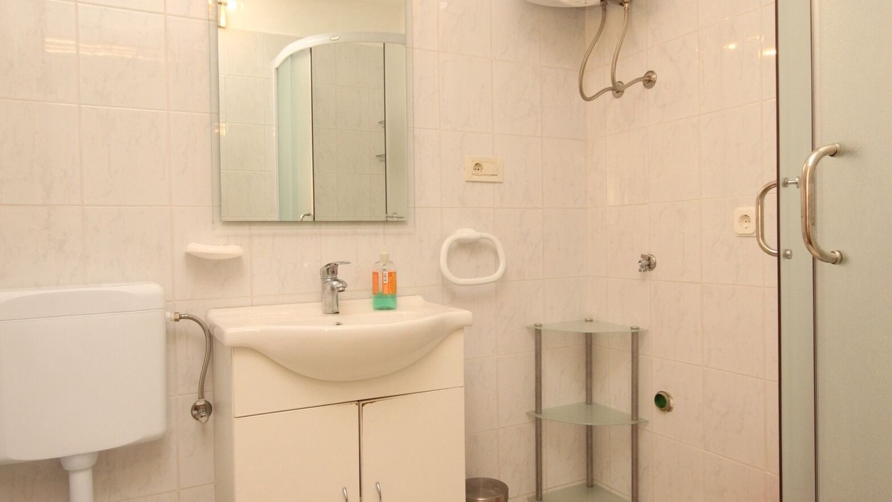 Photo of Bathroom in Valun