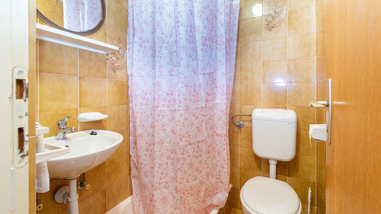 Photo of Bathroom in Mandre