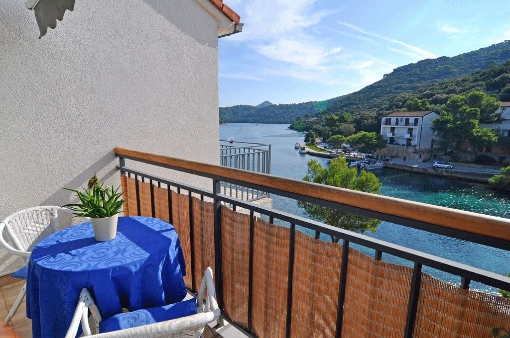 Photo of Patio Balcony in Pasadur