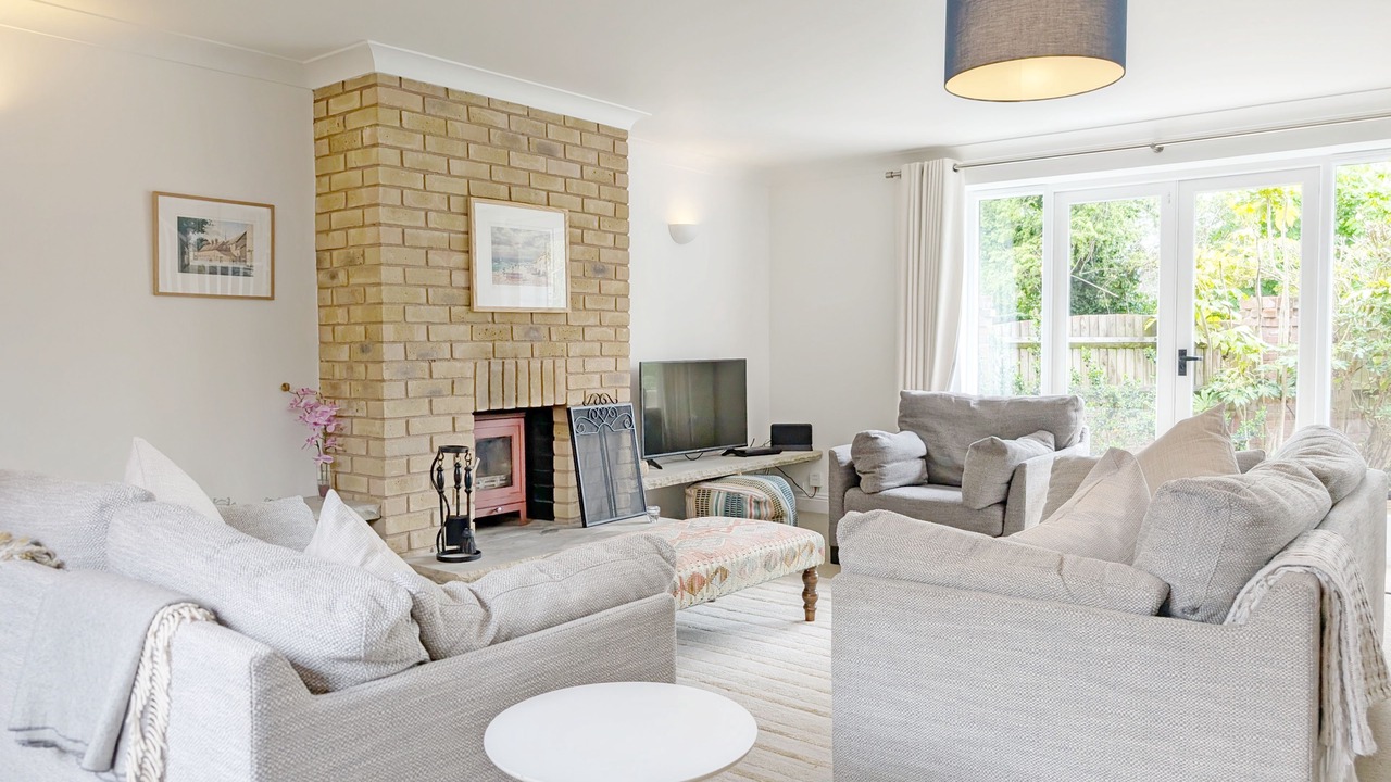 Photo of Livingroom in Chichester