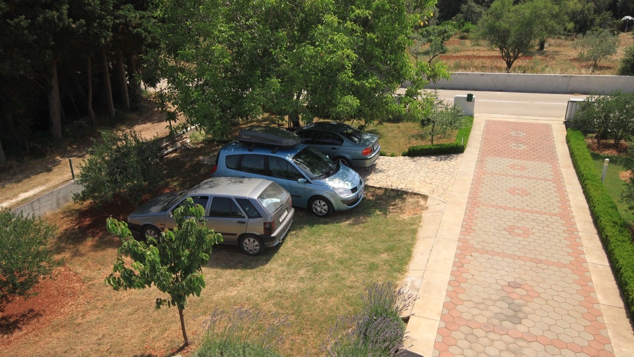 Photo of Others in Muline